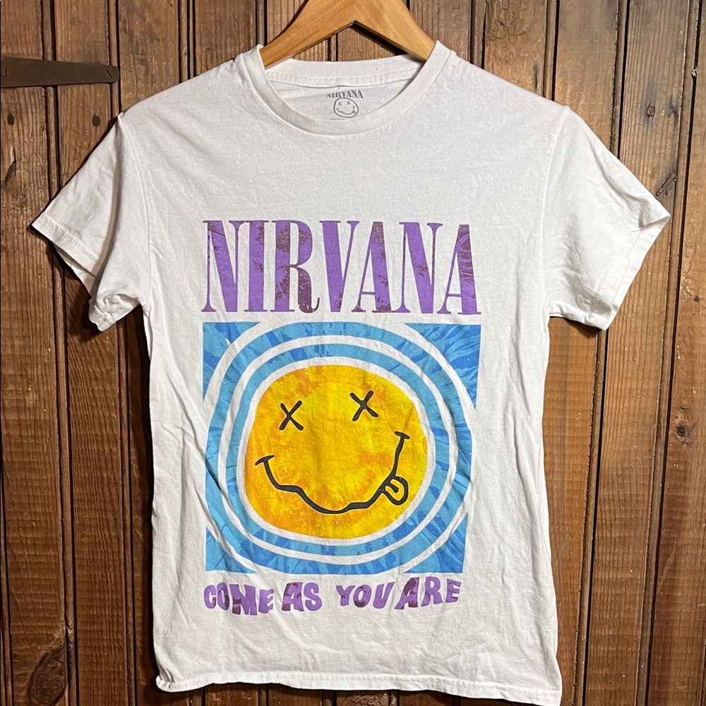 NIRVANA Smiley Face Tee